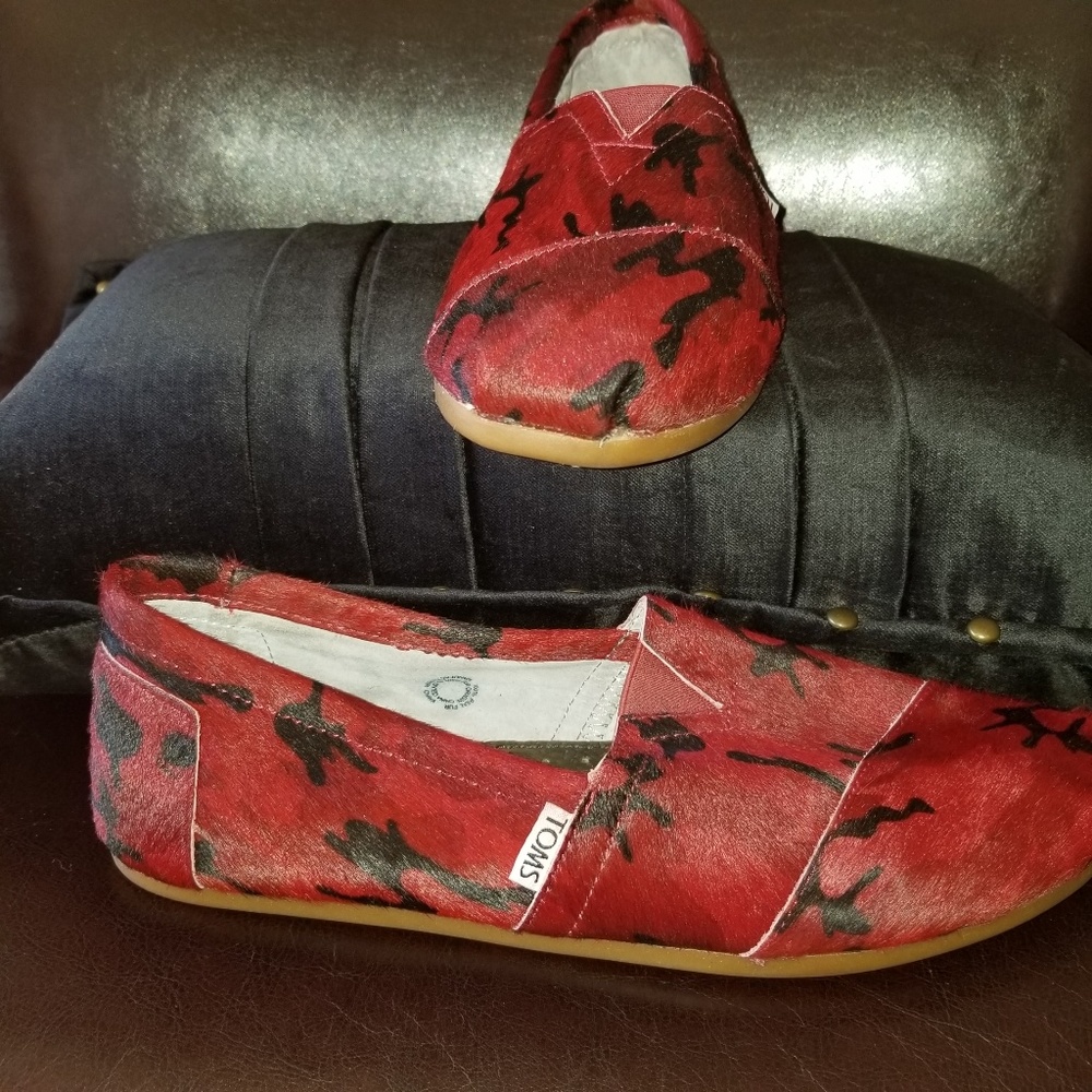 CALF HAIR TOMS